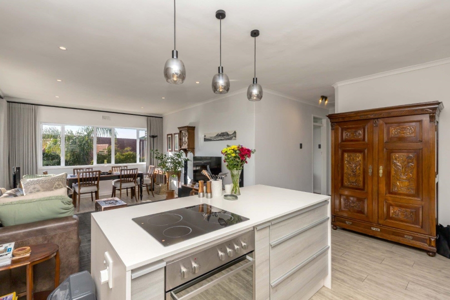 2 Bedroom Property for Sale in Gardens Western Cape